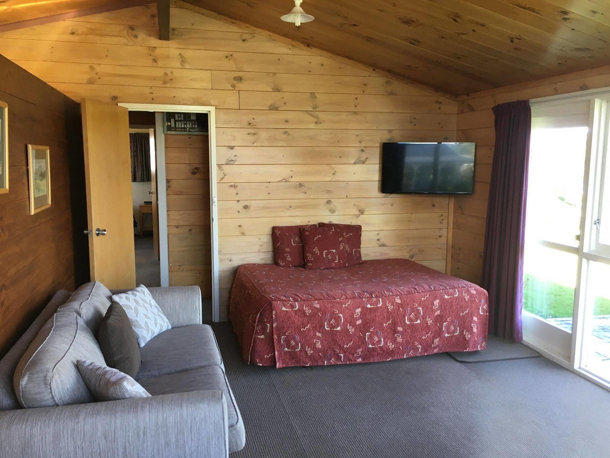 Lakeside Motel & Apartments Te Anau Exterior foto