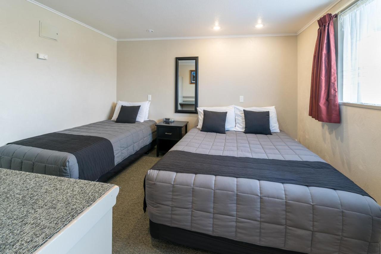 Lakeside Motel & Apartments Te Anau Exterior foto