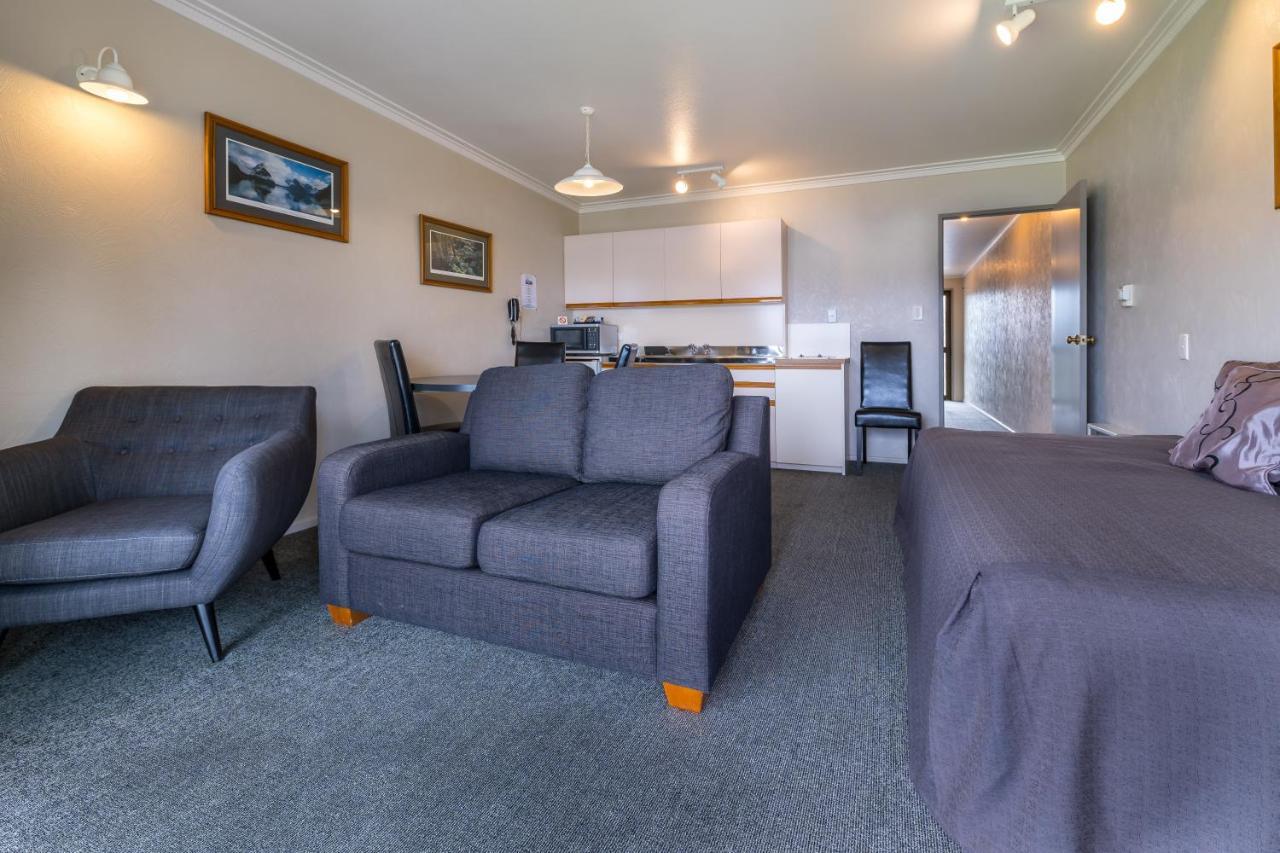 Lakeside Motel & Apartments Te Anau Exterior foto