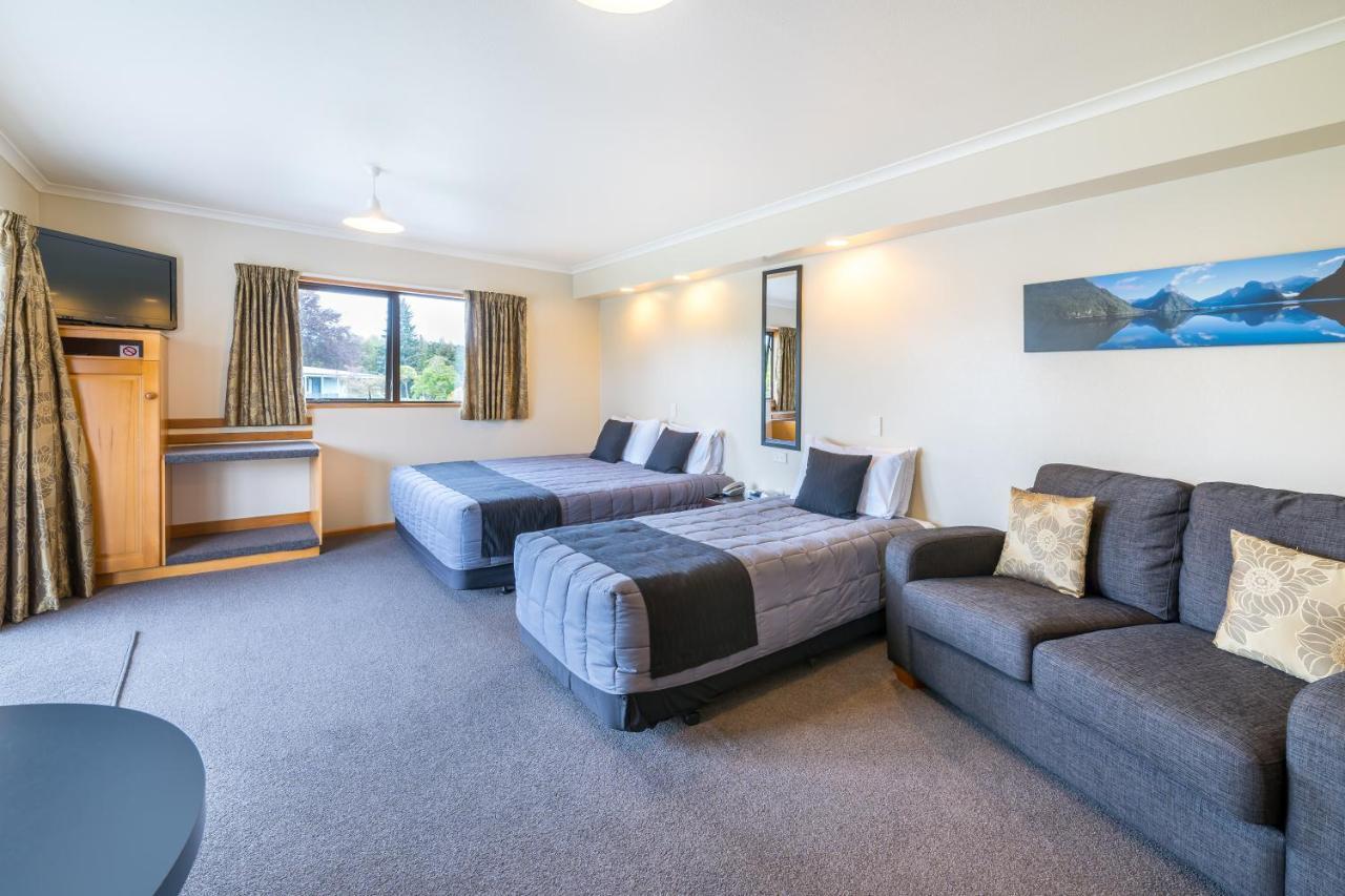 Lakeside Motel & Apartments Te Anau Exterior foto