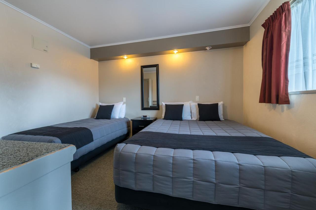 Lakeside Motel & Apartments Te Anau Exterior foto